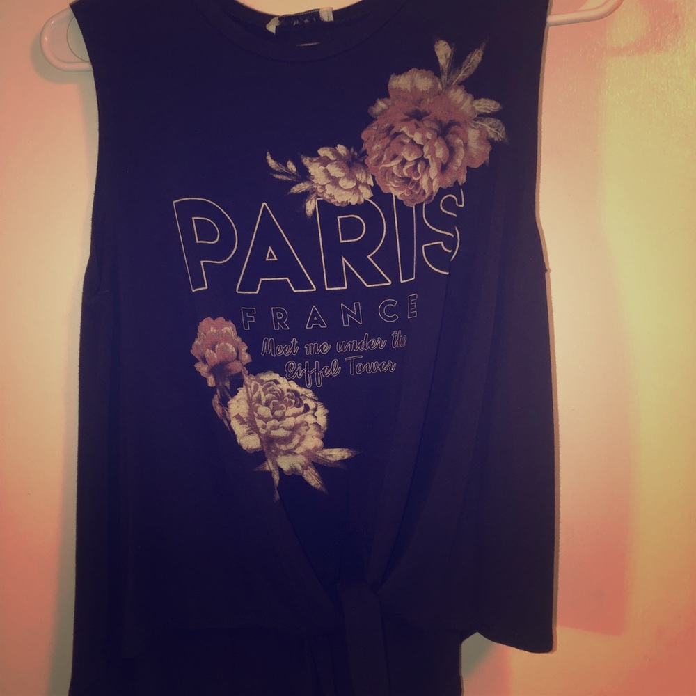 Black short sleeve tie shirt